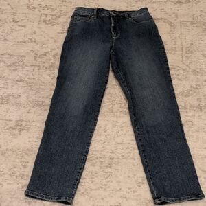 Gloria Vanderbilt Denim Jeans with Maroon Label